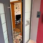 Homefeld - Elegante Und Moderne Zentral In Bei Fulda Mit Kueche, Kostenlosem Parkplatz Und Wlan *
