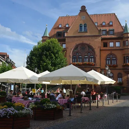 Homefeld - Elegante Und Moderne Zentral In Bei Fulda Mit Kueche, Kostenlosem Parkplatz Und Wlan Apartman Hünfeld